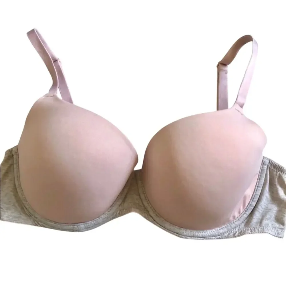 VS PINK Campus Lounge Lightly Lined Wear Everywhere T-Shirt Bra 34B Light Pink